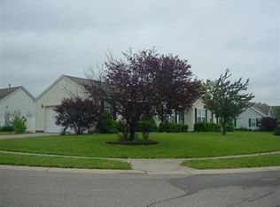 690 Ridgepoint Dr, Monroe, OH 45050