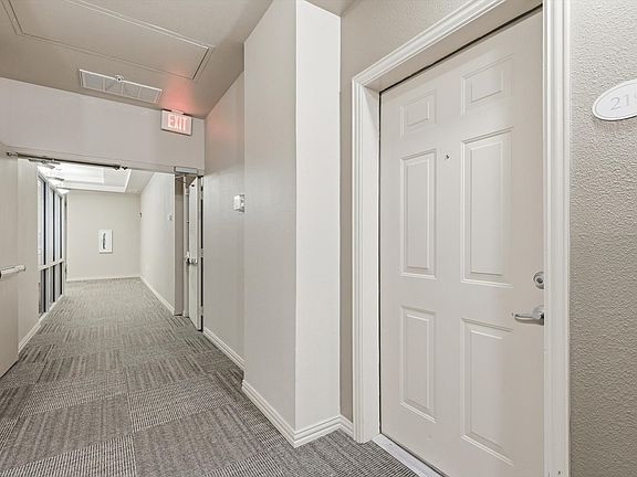 5th image of 2305 Worthington St #219