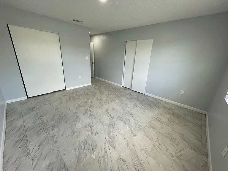 Janie B Apartments — Photo 40