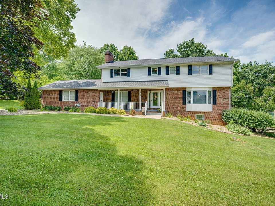 1st image of 2320 Rivermont Dr