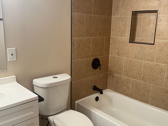 4th image of 312 Arborview Dr