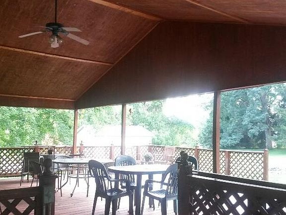 5th image of 102 Beechwood Dr