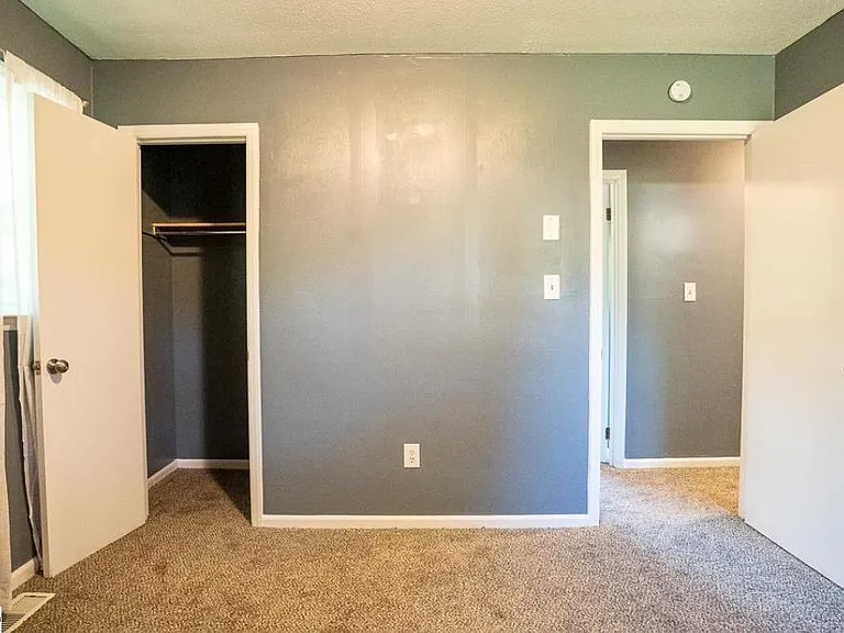 215 Orchard Cir — Photo 9