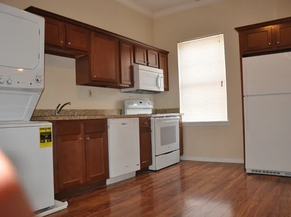 366 South Broadway Park -Day Star