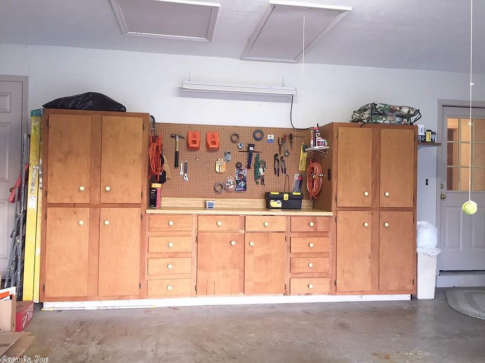 2nd image of 730 Bonnie Ln