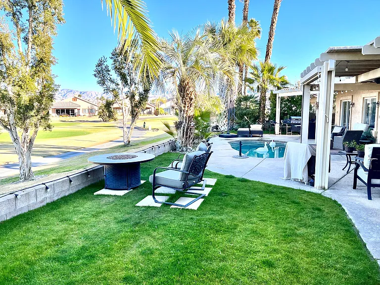 45235 Crystal Springs Dr — Photo 43