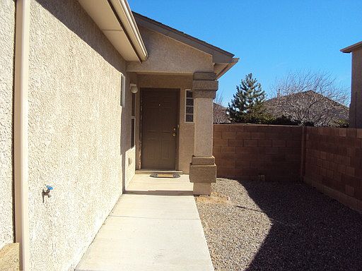 2nd image of 2308 Meadow Gate Trl SW
