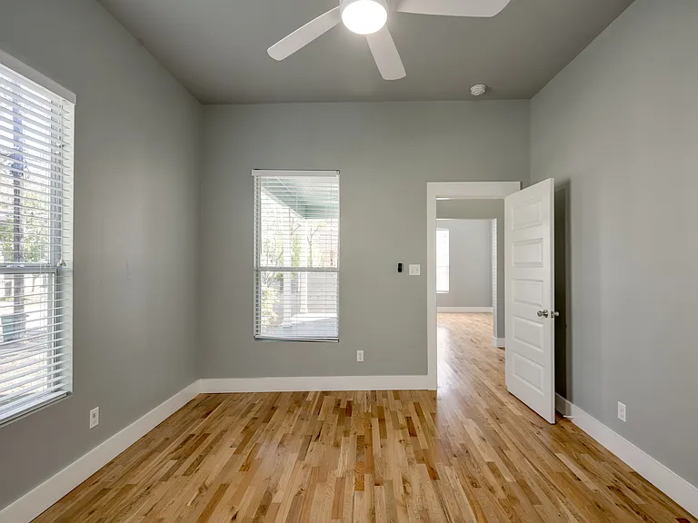 1303 Canterbury St — Photo 19