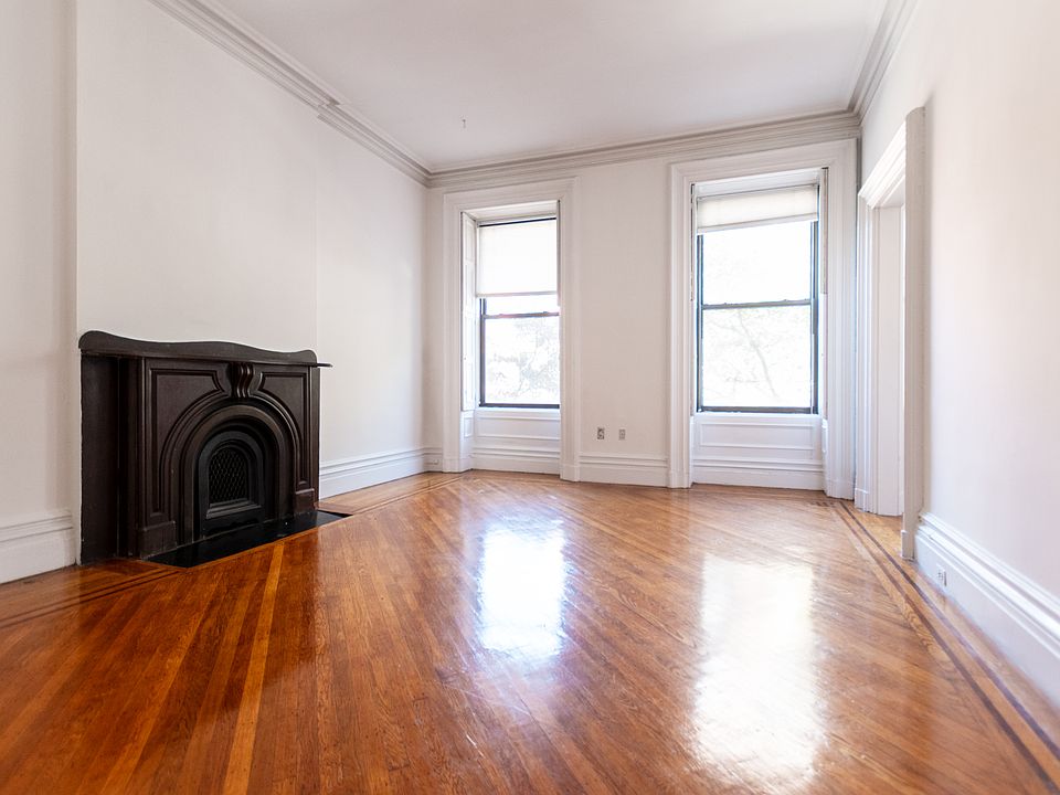 1st image of 134 Joralemon St APT 2