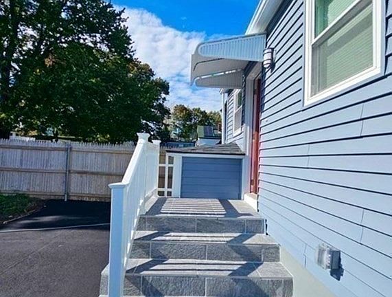 2nd image of 495 Chicago St