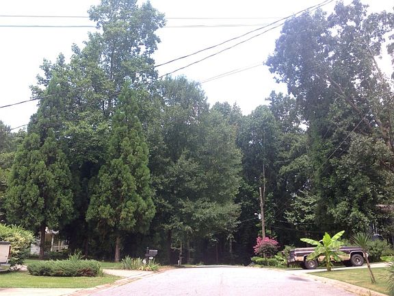 4th image of 1017 Walnut Dr
