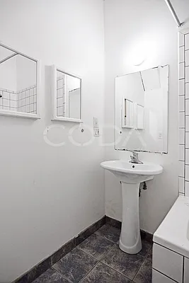 Rented by Coda Real Estate NYC | media 9