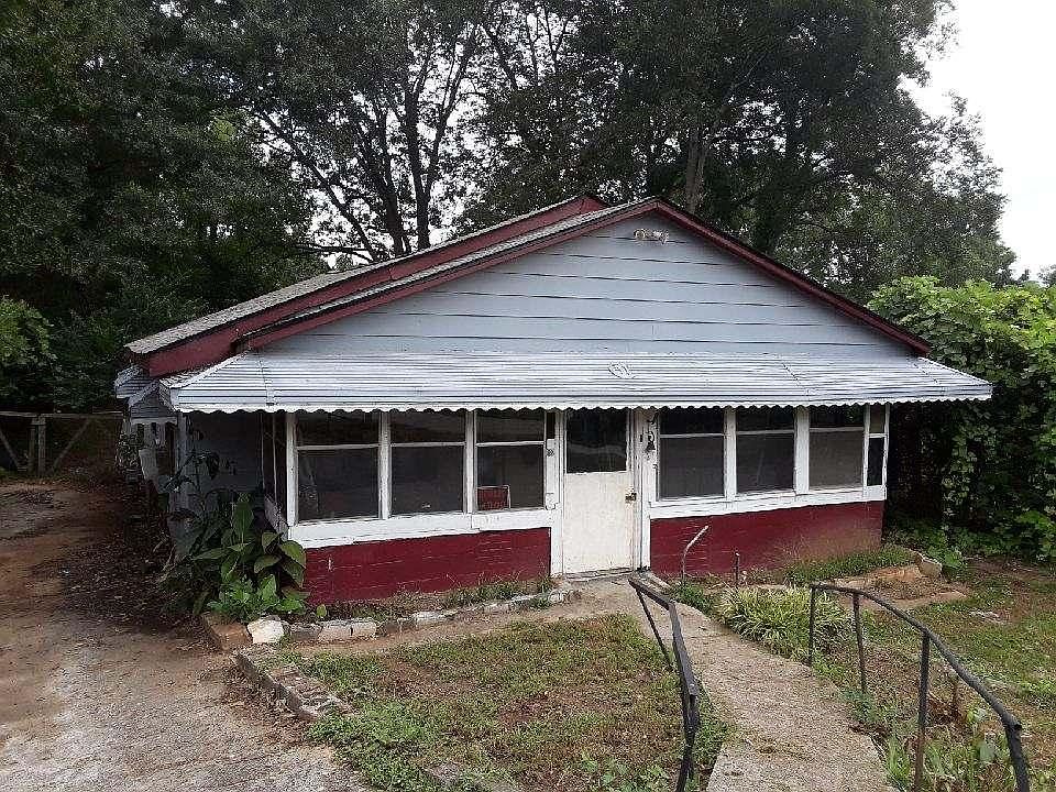 2nd image of 31 Highland Ave