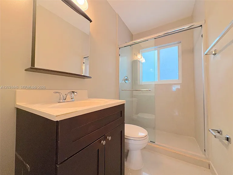 2901 Middle River Dr #2 — Photo 5