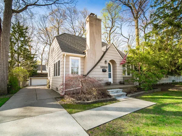 23953 Fordson Dr, Dearborn, MI 48124