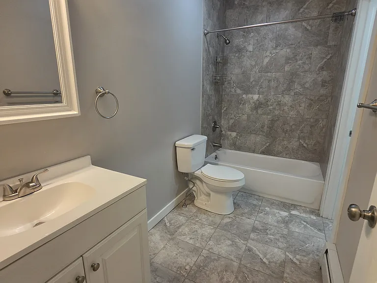 95 Mitchell St #3W — Photo 16
