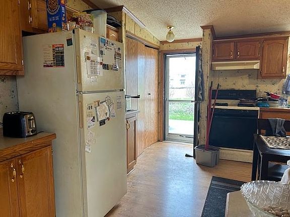 4th image of 103 Frank Ct