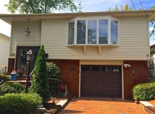 266 Ridgewood Ave, Staten Island, NY 10312