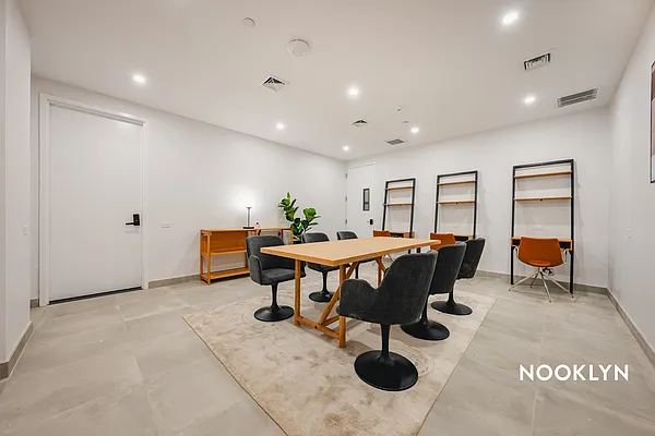 Rented by Nooklyn NYC LLC | media 24