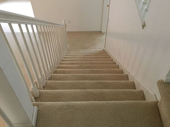 5th image of 1104 Westgate Cir
