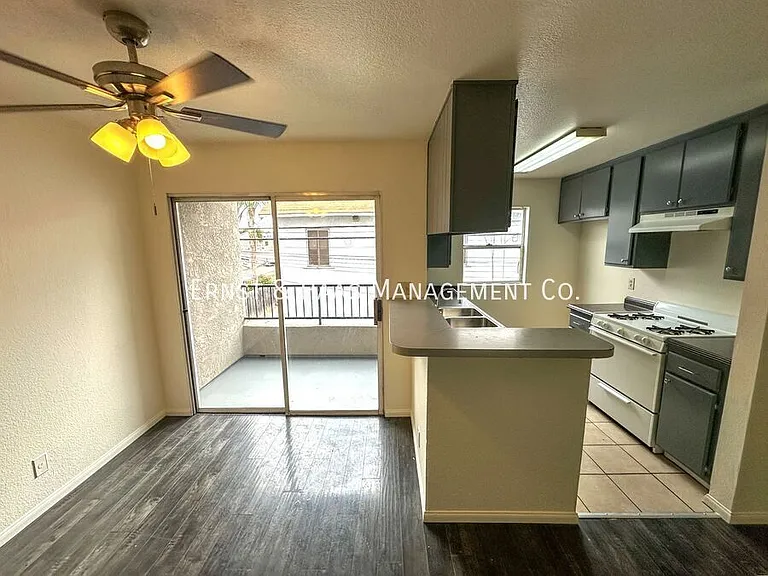 1080 Saint Louis Ave #204 — Photo 7