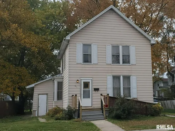 436 N 1st Ave, Canton, IL 61520