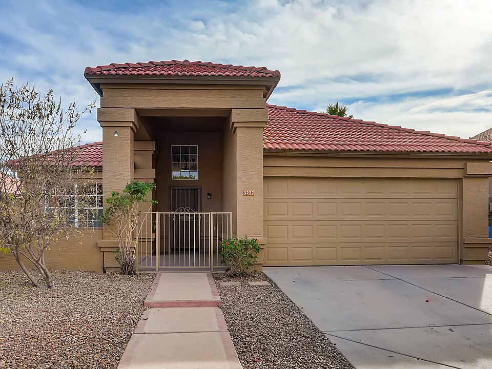 1st image of 3227 E Silverwood Dr
