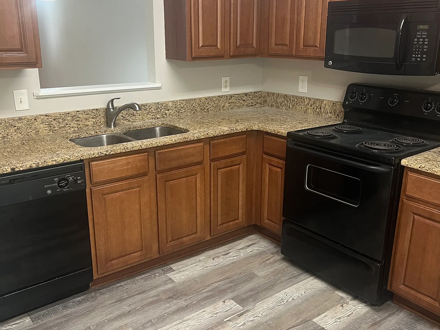 3 bed, 1520 sqft, $1,750 — Photo 3