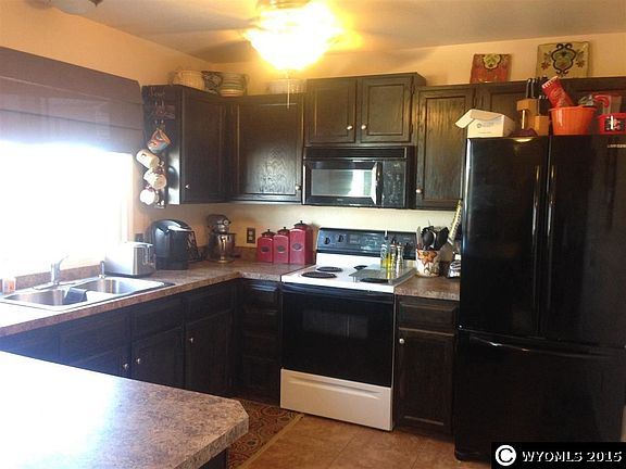 3rd image of 1143 Mesa Ct