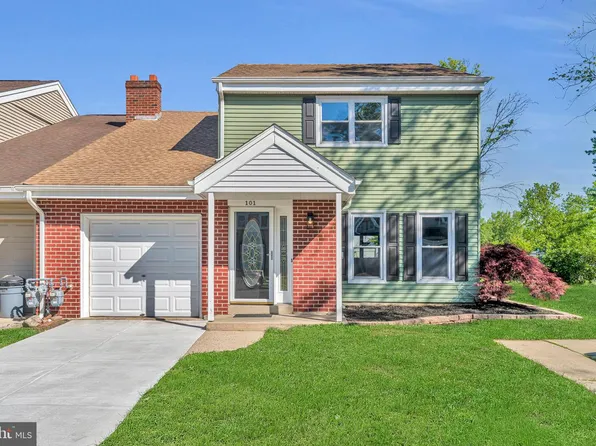101 Malvern Ct, Mount Laurel, NJ 08054