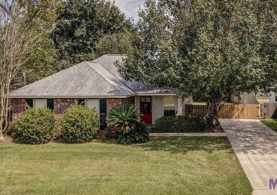 1st image of 14192 Parkridge Dr