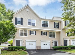 6 Donahue Ln #6, Manchester, CT 06042