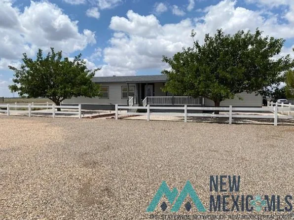 544 Wrangler Rd, Roswell, NM 88201