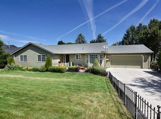 2871 SW Volcano Cir, Redmond, OR 97756