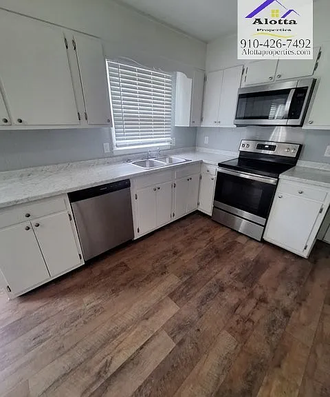 5615 Dodge Dr — Photo 3