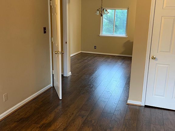 5th image of 7703 Scotland Dr