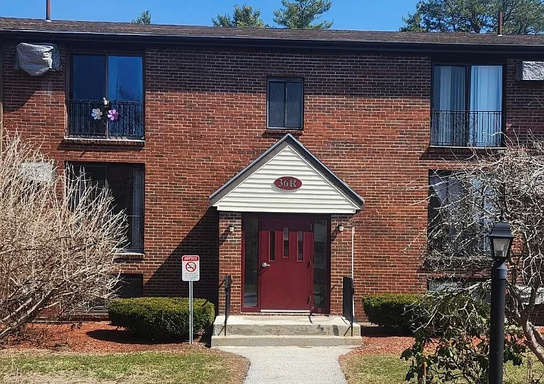 36 English Village Rd #36R — Photo 1