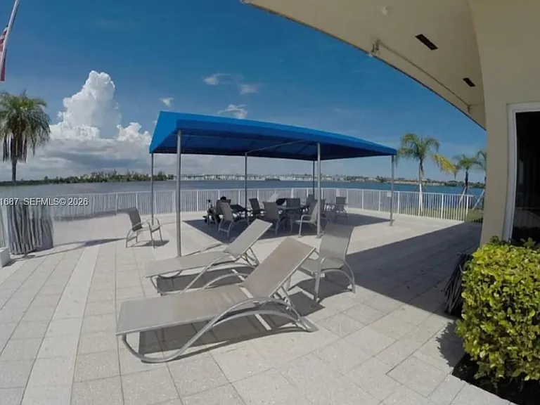 1075 NE Miami Gardens Dr #708 — Photo 24