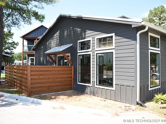 3rd image of 37094 S Cliff Crest Dr