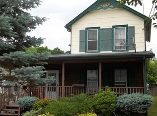 309 Avenue M, Matamoras, PA 18336