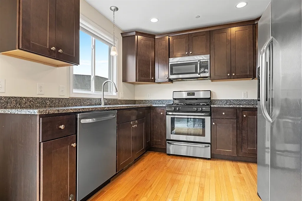 311 Littleton Rd — Photo 4