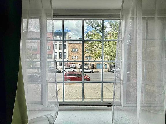 2nd image of 292 Tompkins Ave #3