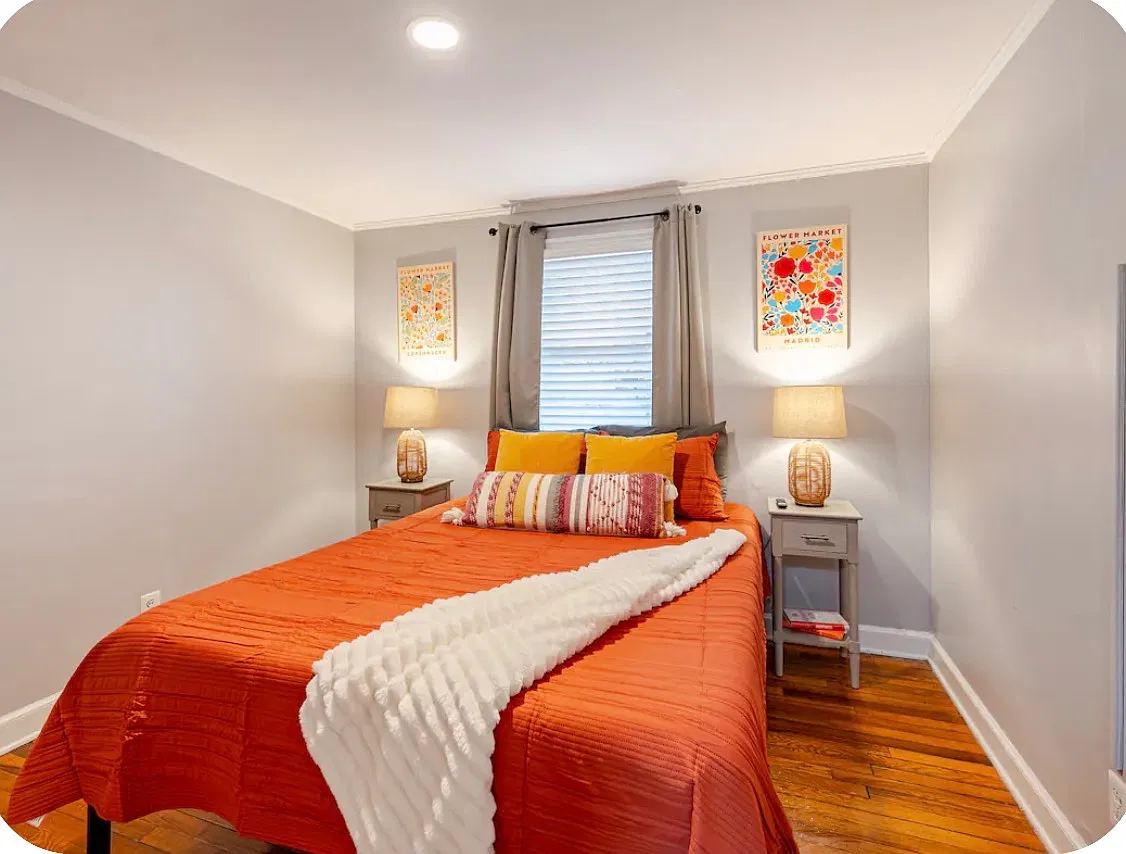 3 bed, 1008 sqft, $900 — Photo 2