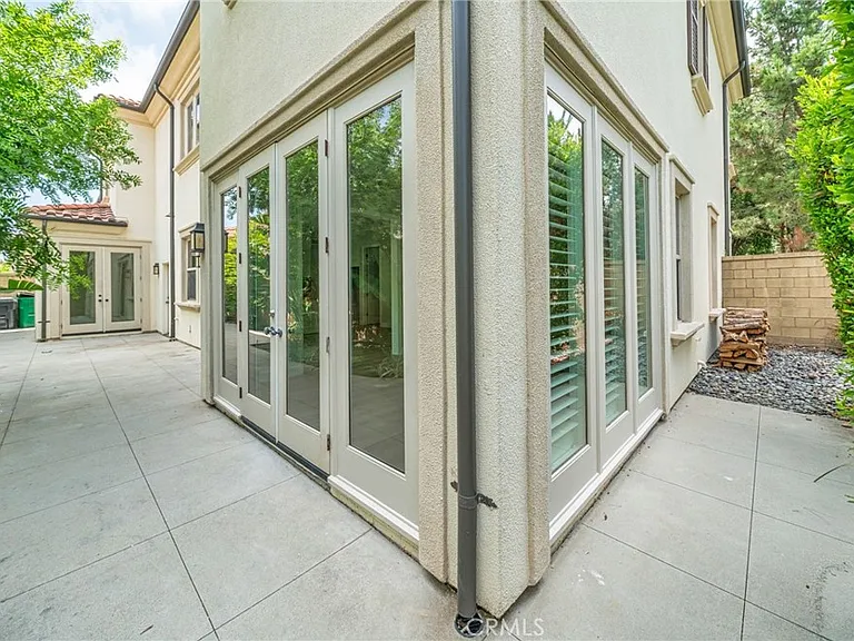 51 Peppermint — Photo 15