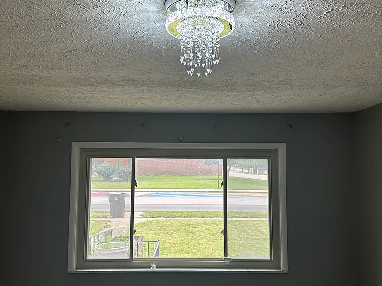 5730 E 16th St — Photo 11