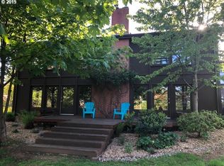 32966 Dillard Loop, Eugene, OR 97405