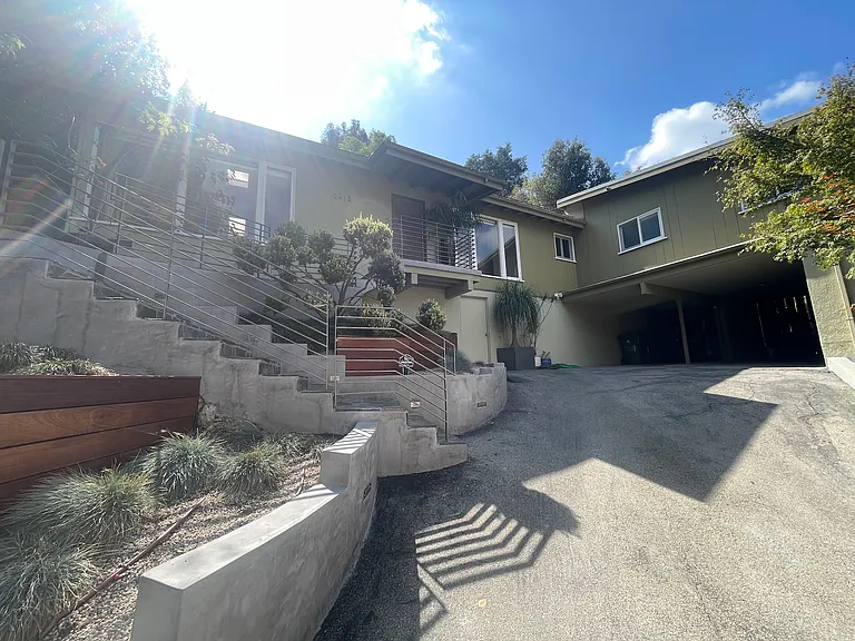 Canyon Oak Dr — Photo 52