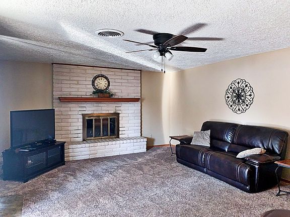 5th image of 2307 W Bullock Ave