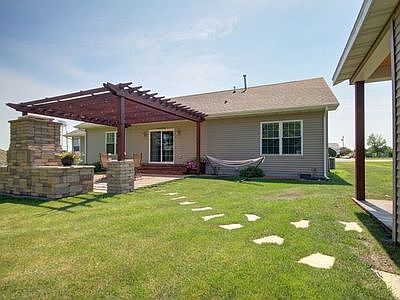 3rd image of 151 Pawnee Dr
