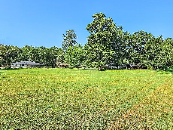 1 sprawling acre of grass